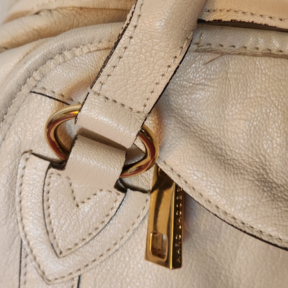 Handbag - Picture 9 of 11